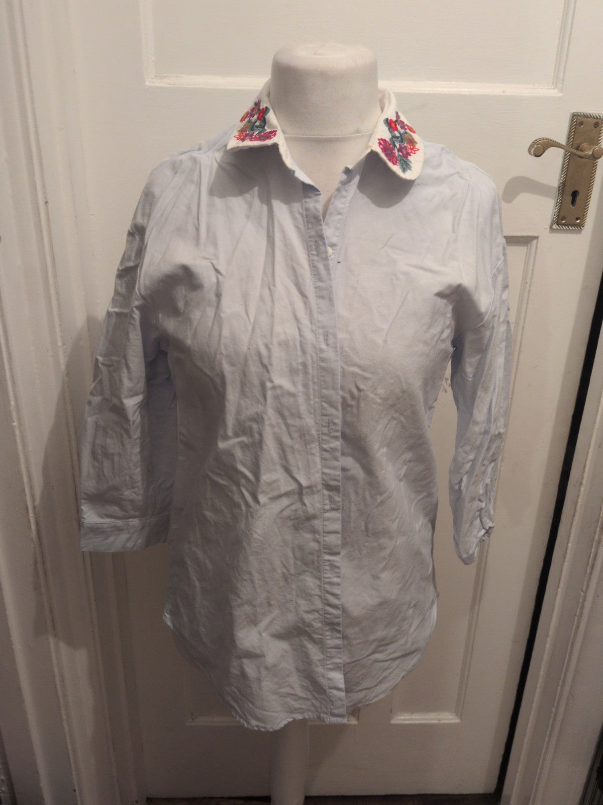 Ladies Zara Size Small Blue And White Collared Long Sleeve Blouse