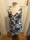 Ladies Size Large Black/Grey/White V Neck Sleeveless Dress