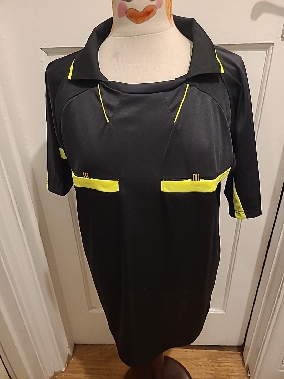 Mens Sport Size 2XL Black/Green Short Sleeved Tshirt