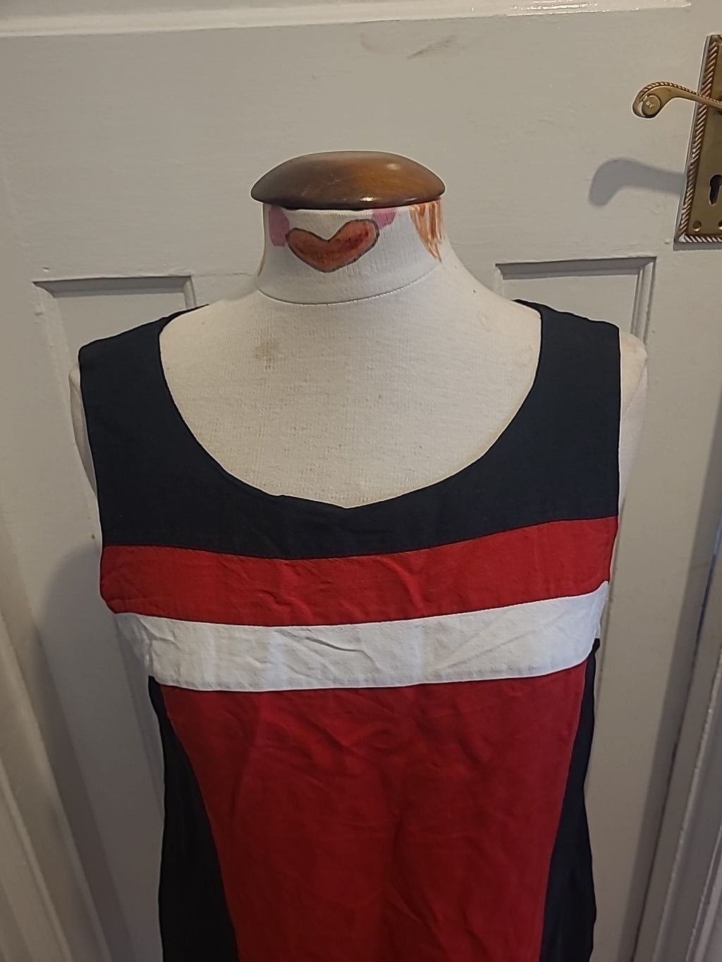 Ladies Debenhams Size 14 Black White Red Sleeveless Dress