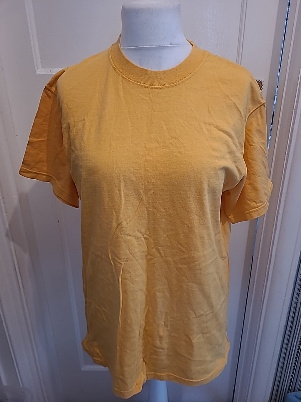 Mens Fruit Of The Loom Size M Yellow Short Sleeved Tshirt