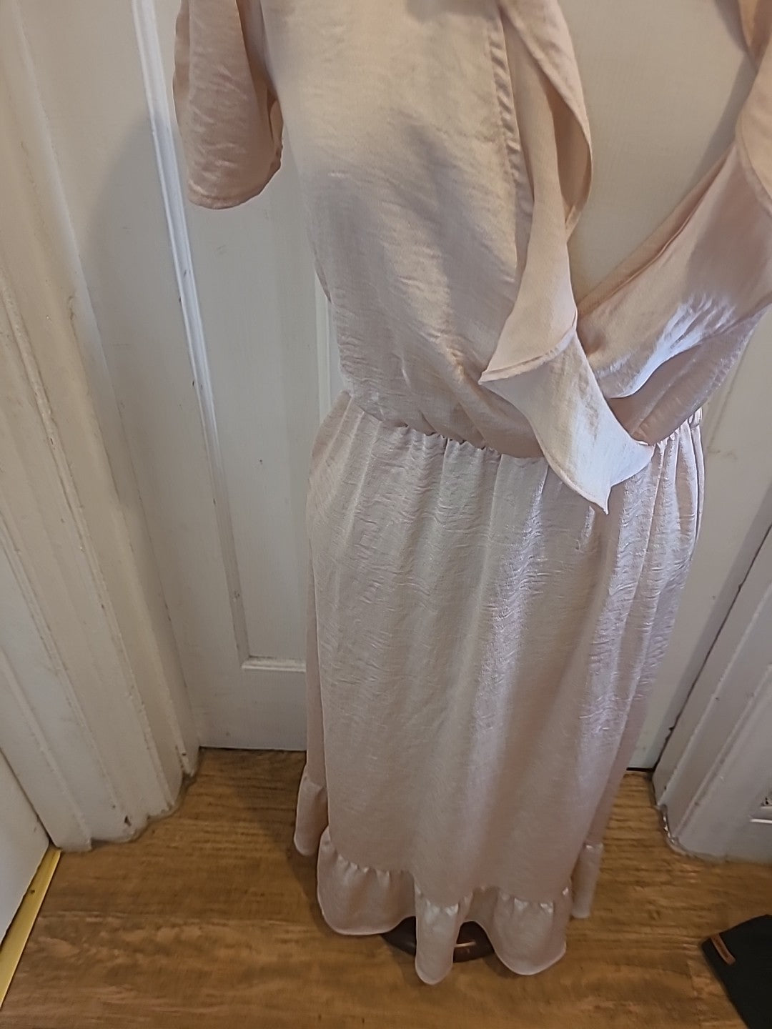 Ladies New Look Size 10 Baby Pink Short Sleeved Dress