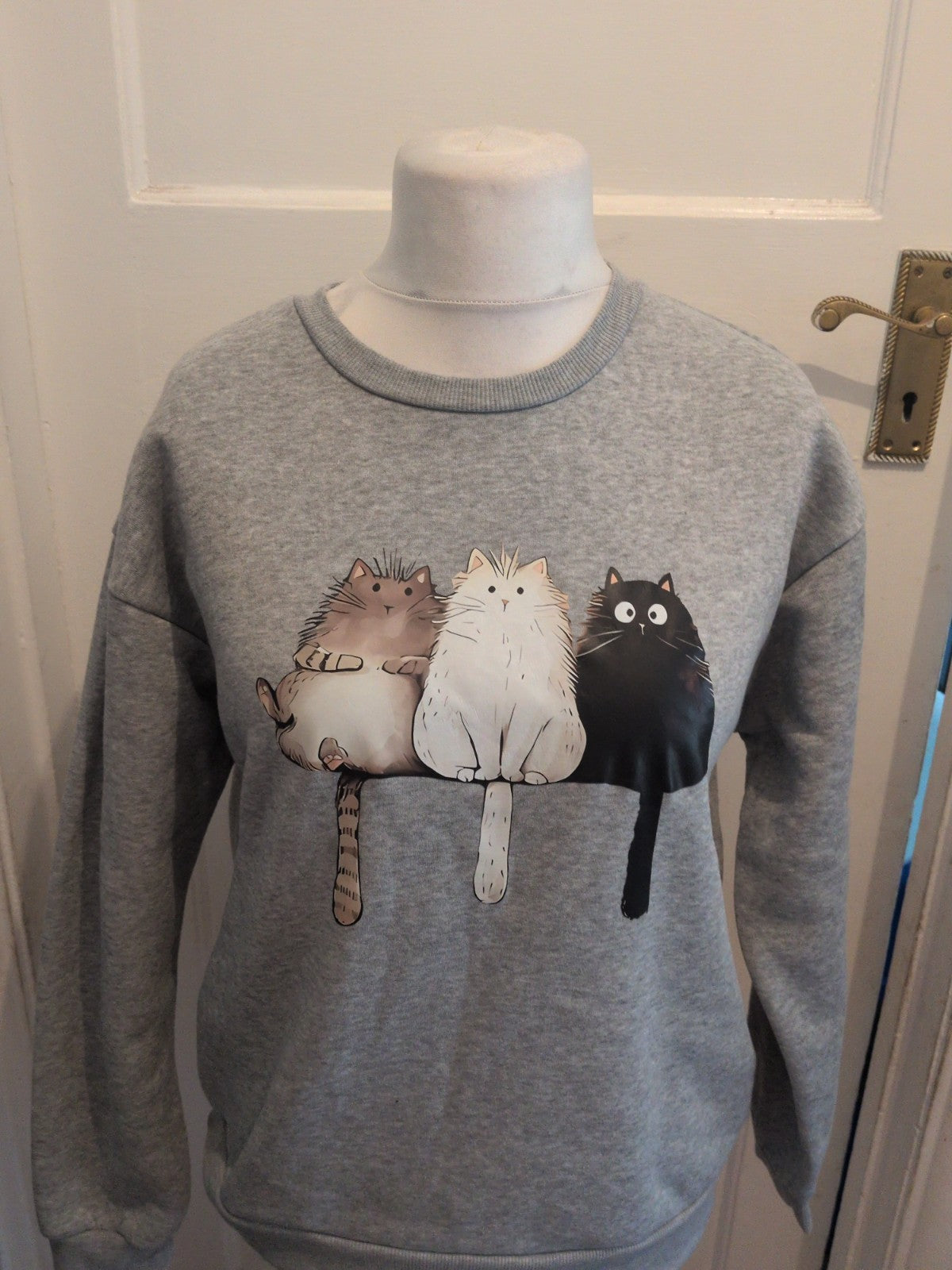 Ladies Size Medium Grey Cat Pattern Long Sleeve Sweatshirt Jumper