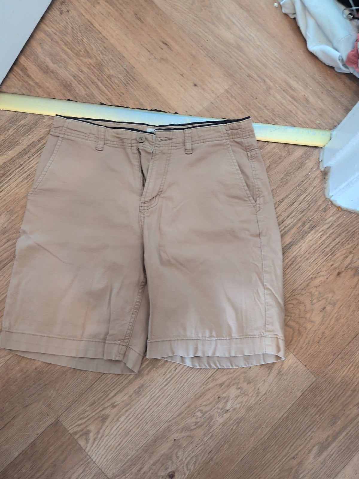 Routine 31" Loose Beige Camel Shorts