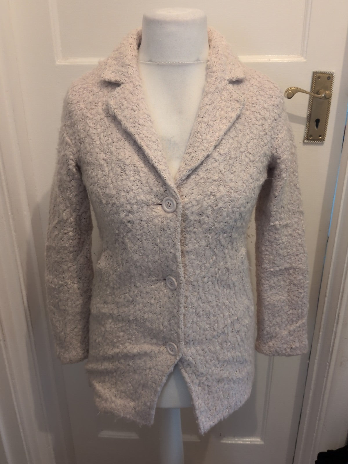 Ladies Divided Size 6 Beige Fleck Lined Fluffy Blazer