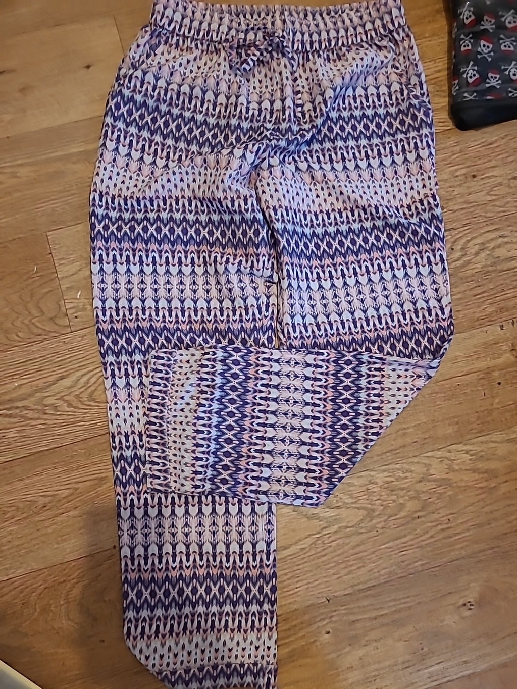 Ladies Accessorize Size 12 Multi Coloured Trousers