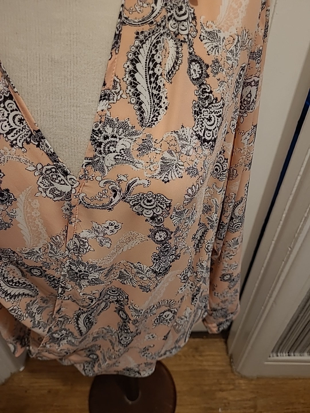 Ladies Size Large Pink Aztec Style Long Sleeved Blouse