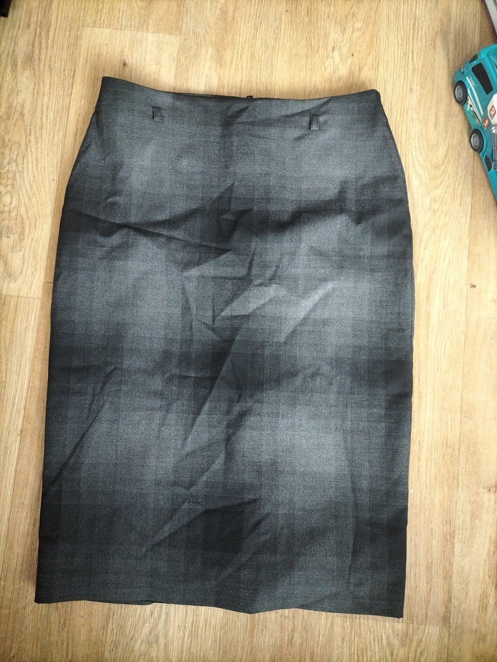 Ladies Marks And Spencers Size 12 Charcoal Mix Length 27 Inch Skirt