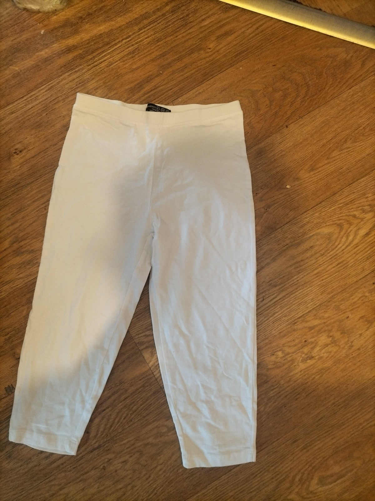 Ladies Primark Size 6 White Cropped Leggings