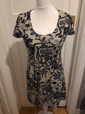 Ladies Purplush Size Small Beige/Black/Grey Floral Cap Sleeved Dress