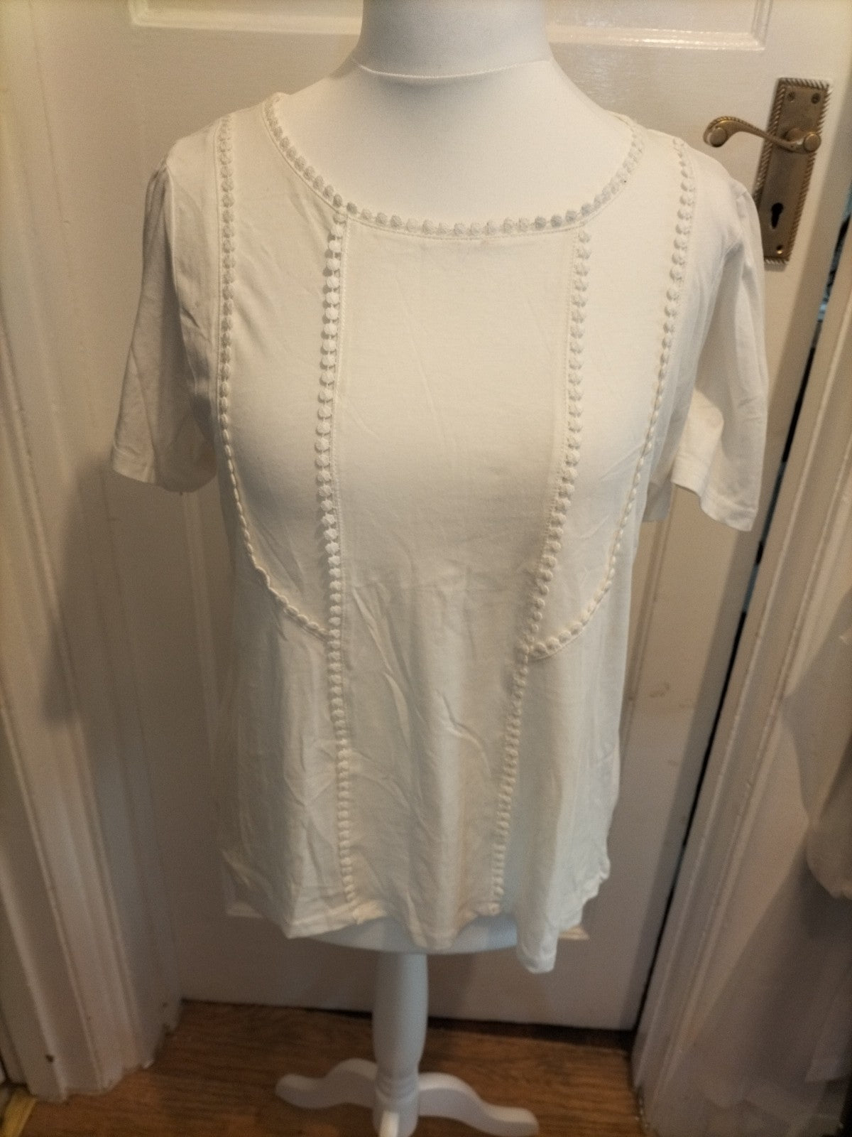 Ladies Sfera Basic Size Large Ivory Short Sleeved Blouse