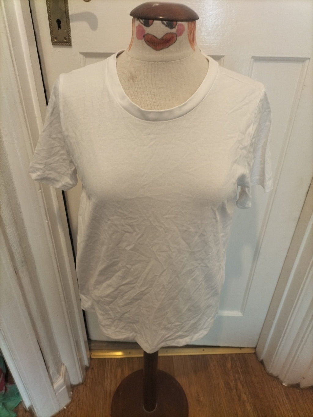 Ladies Primark Size Medium White Regular Fit Short Sleeved Tshirt