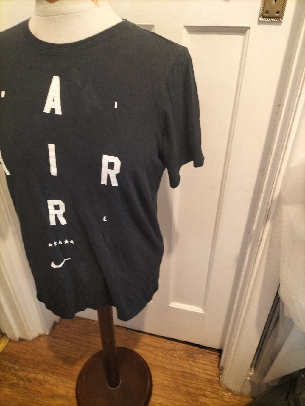 Mens Nike Size XL Athletic Fit Black Tshirt