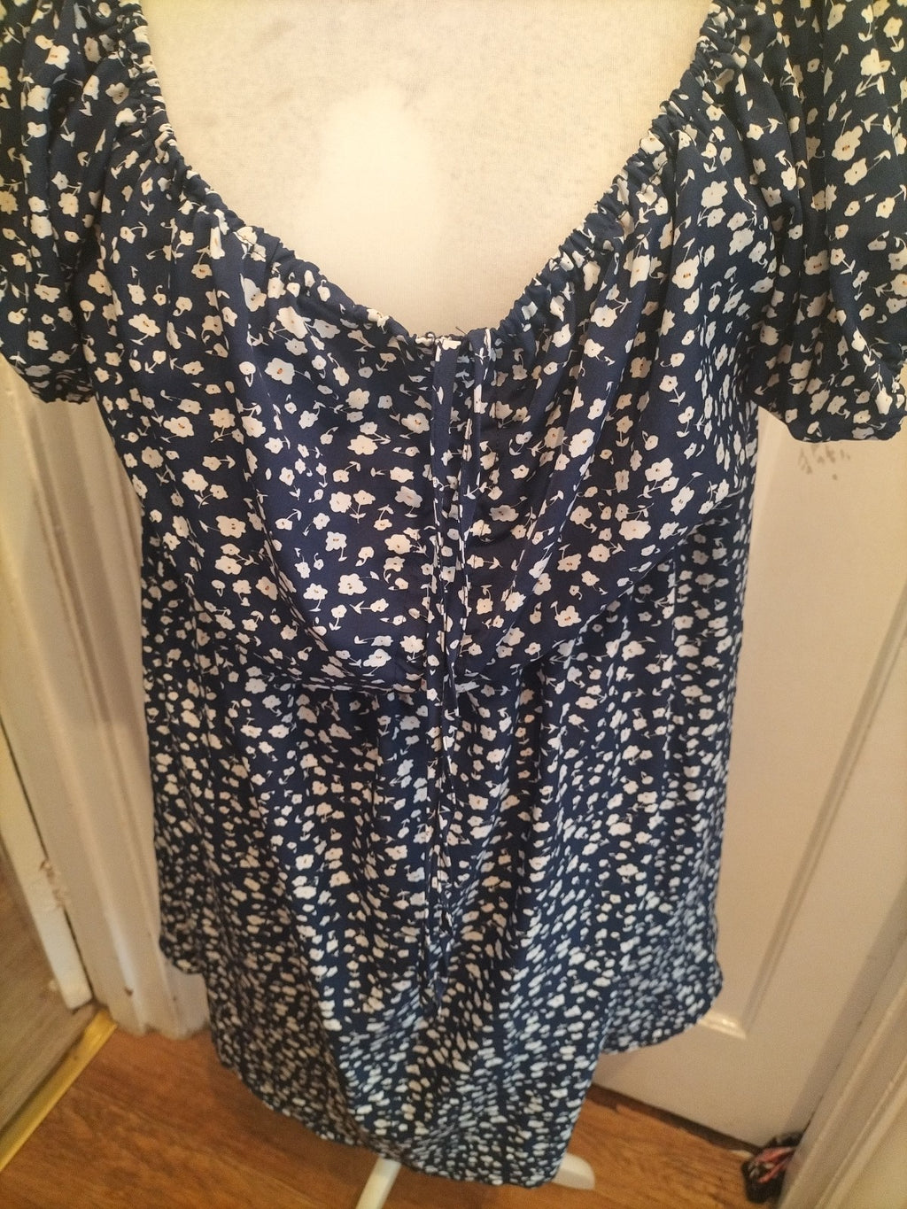 Ladies Shein Curve 3XL Black Floral Shirt Sleeve Dress