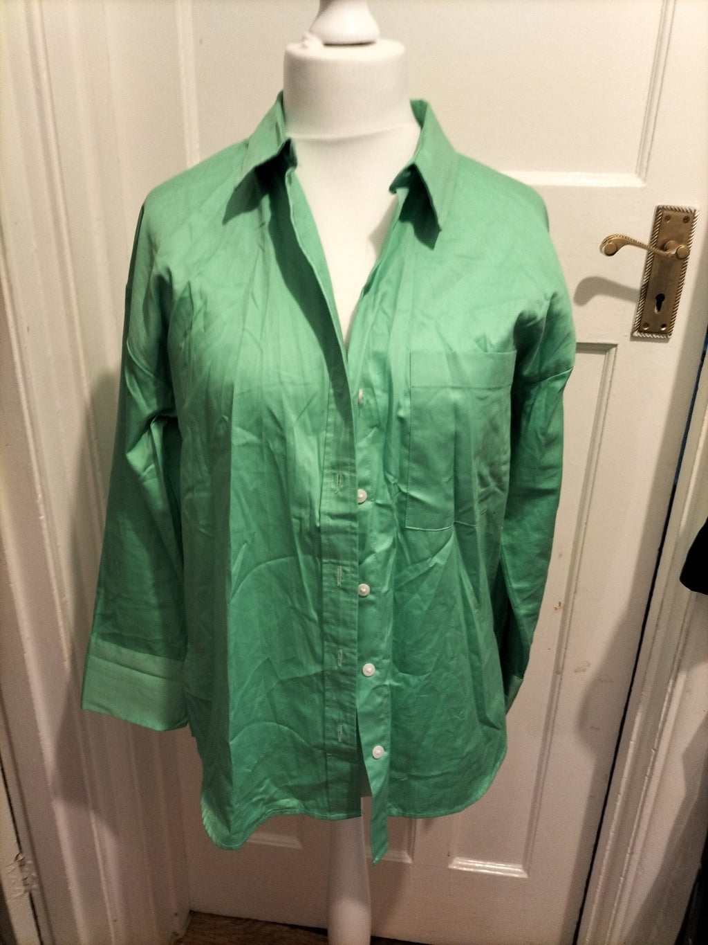 Ladies Primark Size 10-12 Green Buttoned Long Sleeved Shirt