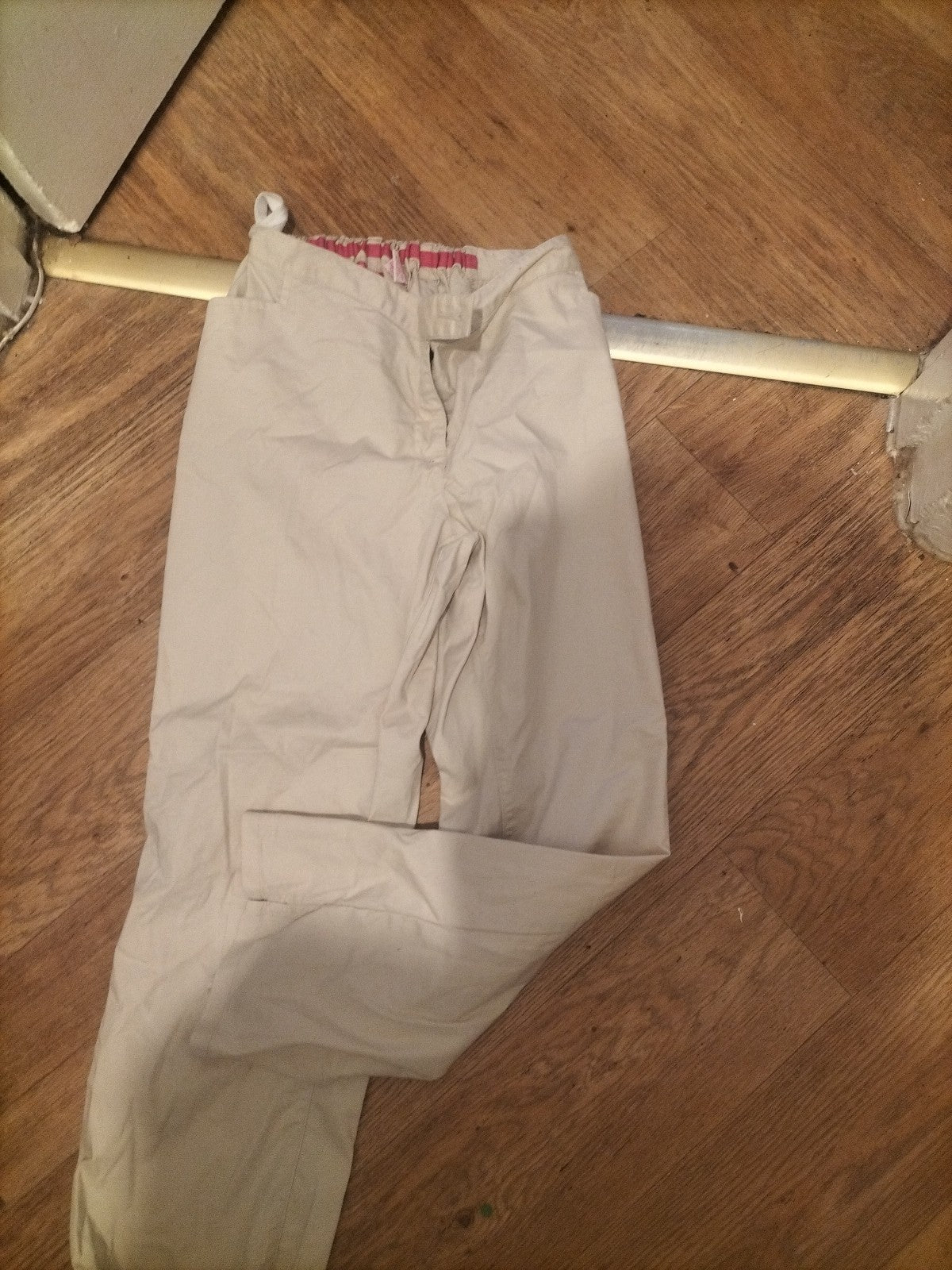 Ladies Liz Lange Maternity Size 6 Beige Trousers