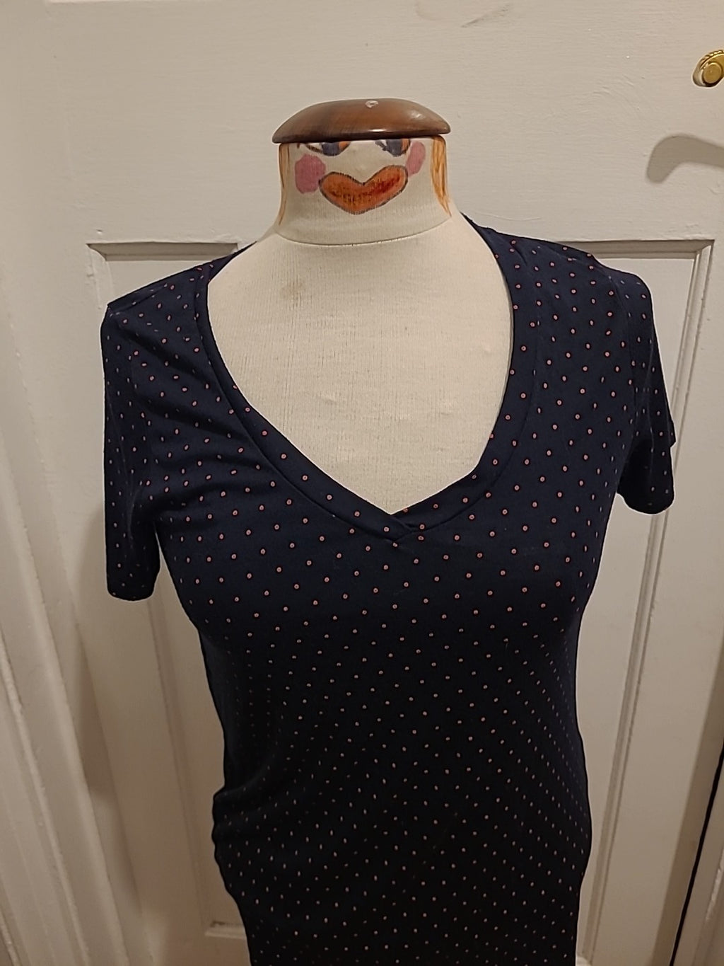 Ladies Jacqueline De Yong Size XS Navy Polkadot Short Sleeved Tshirt