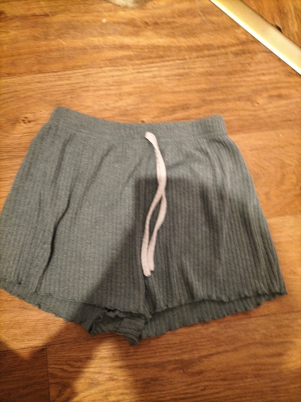 Ladies Size Small Sage Elasticated Shorts
