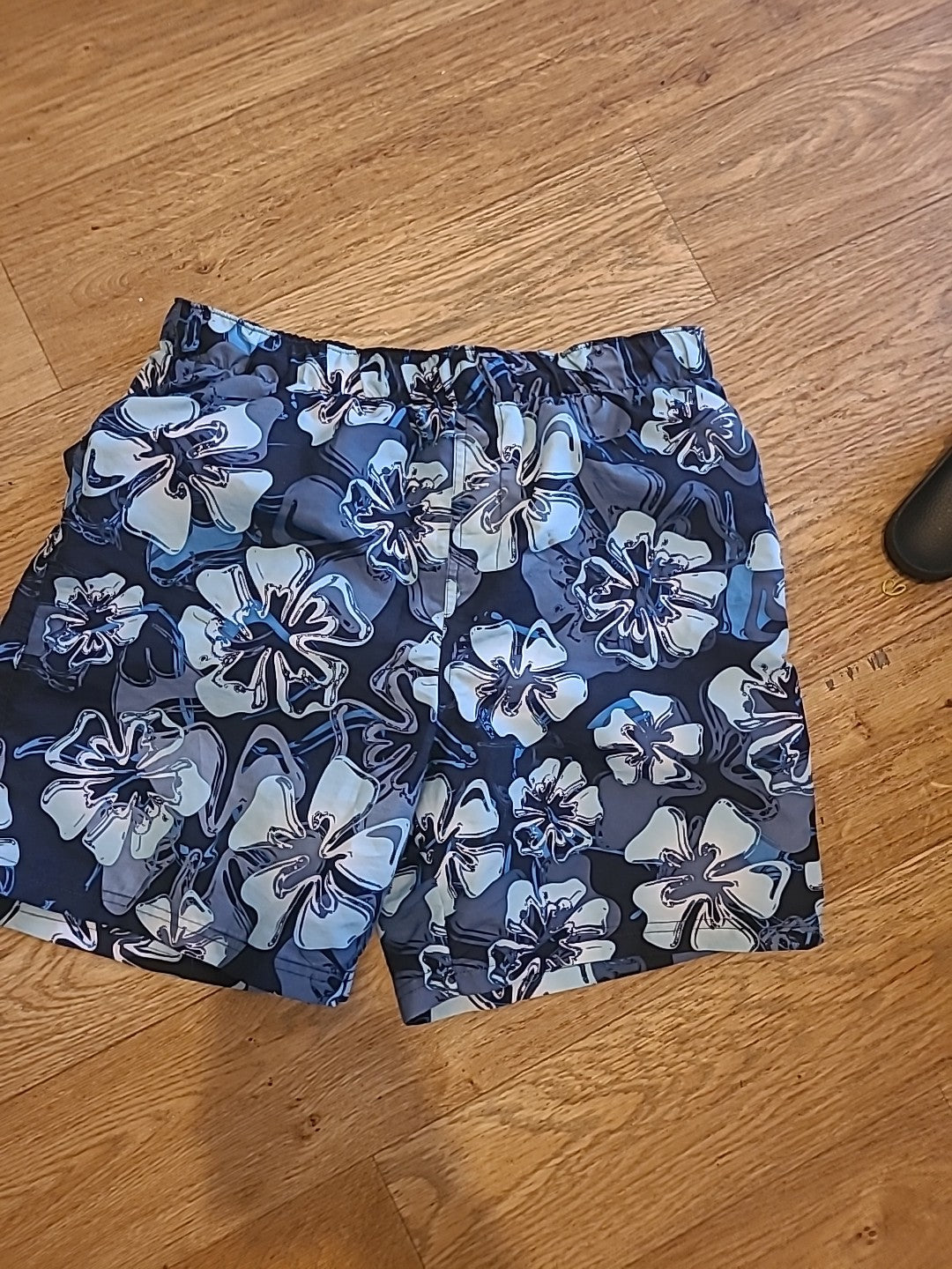 Mens Maine Size Medium 2 Tone Blue Floral Mesh Lined Elasticated Shorts