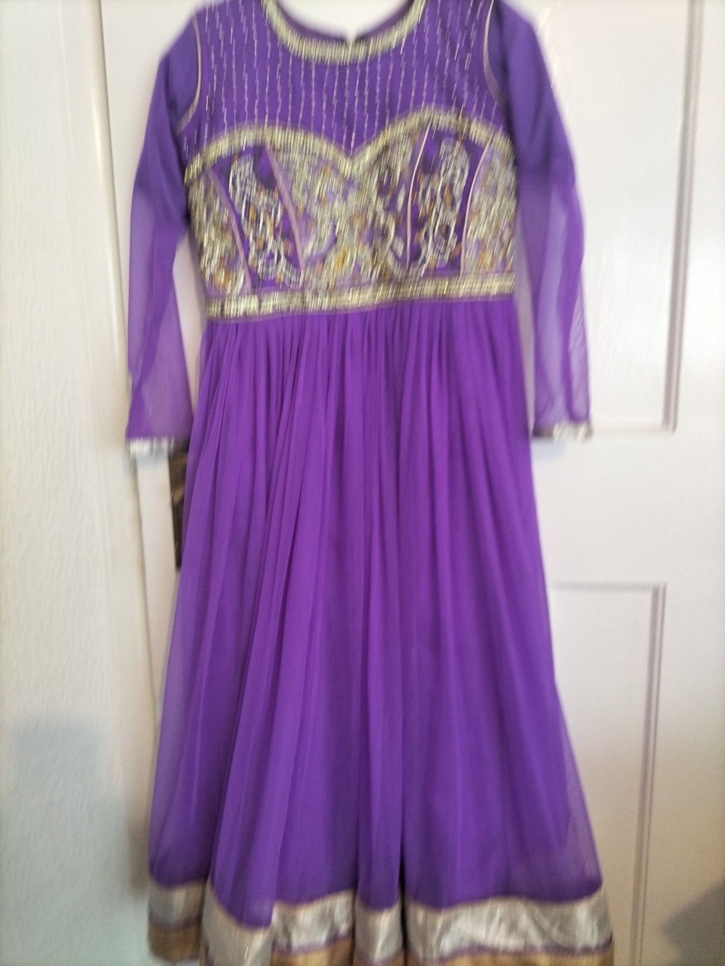 Ladies Euro Size 36 Purple Stud And Sequin Flare Lined Dress
