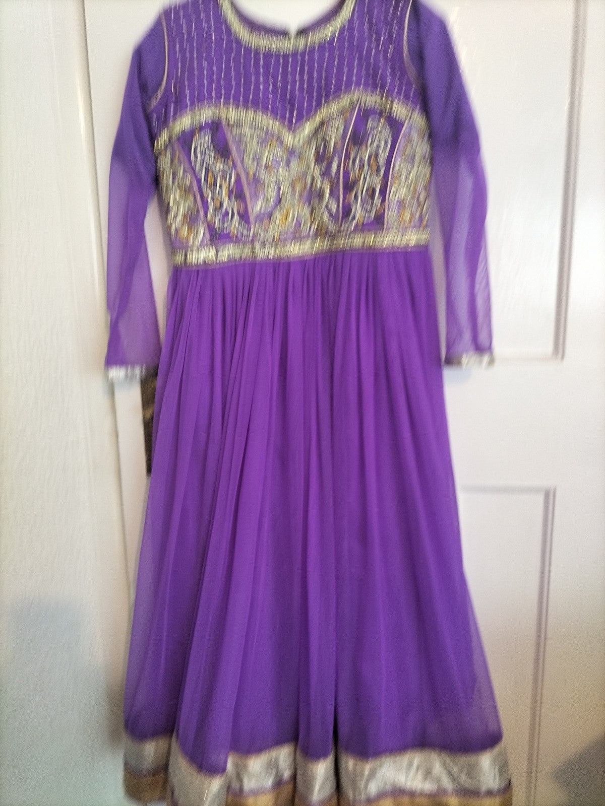 Ladies Euro Size 36 Purple Stud And Sequin Flare Lined Dress