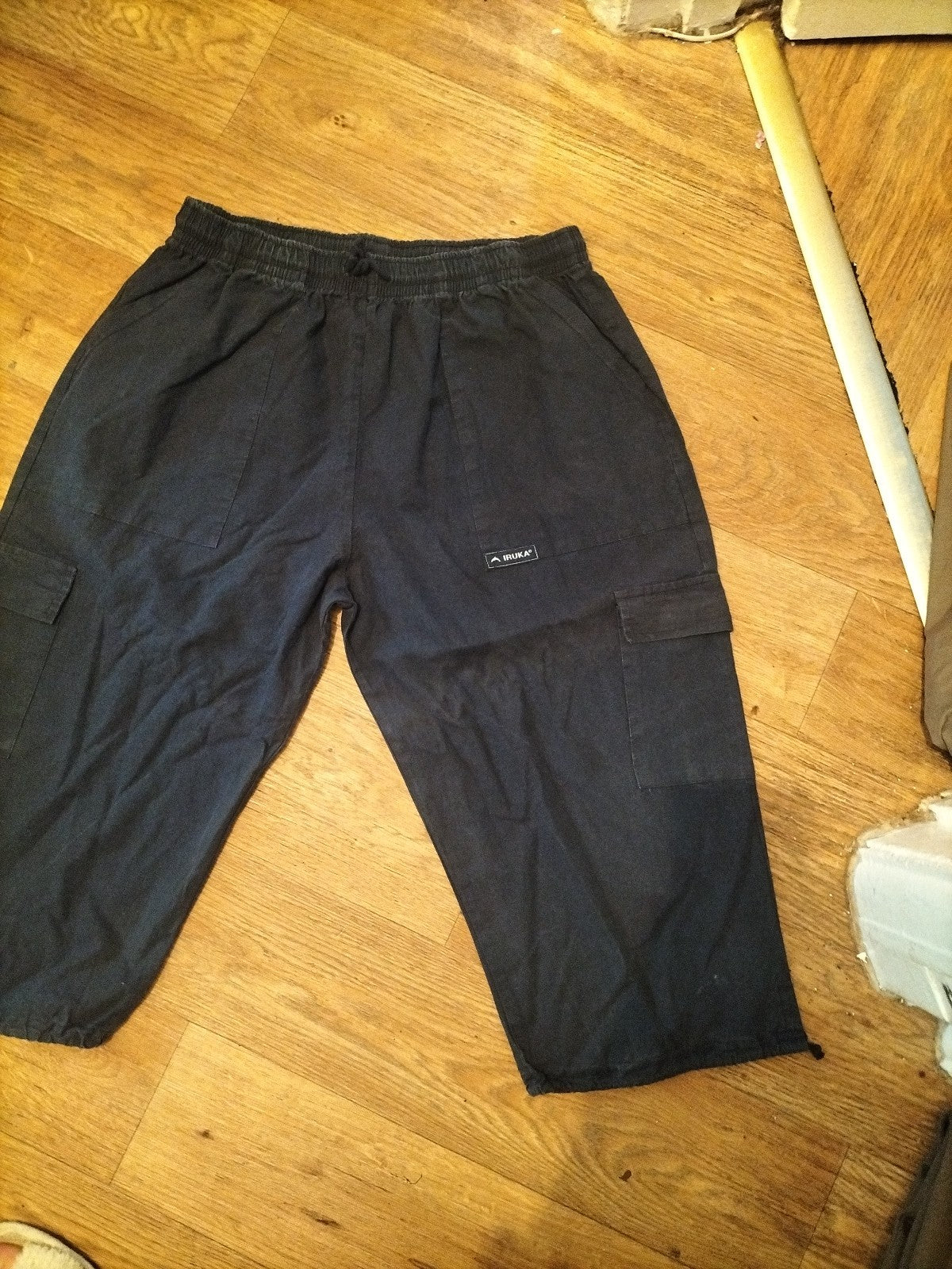 Mens Iruka Size XL Navy Elasticated Cropped Trousers