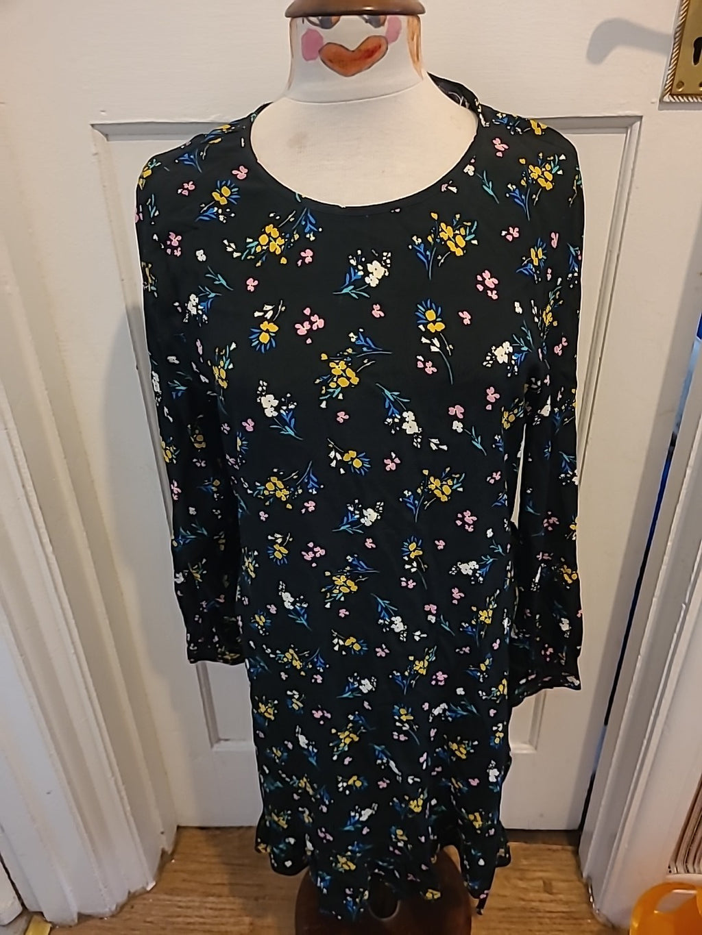 Ladies Marks And Spencer Size 12 Black Floral Long Sleeved Midi Dress
