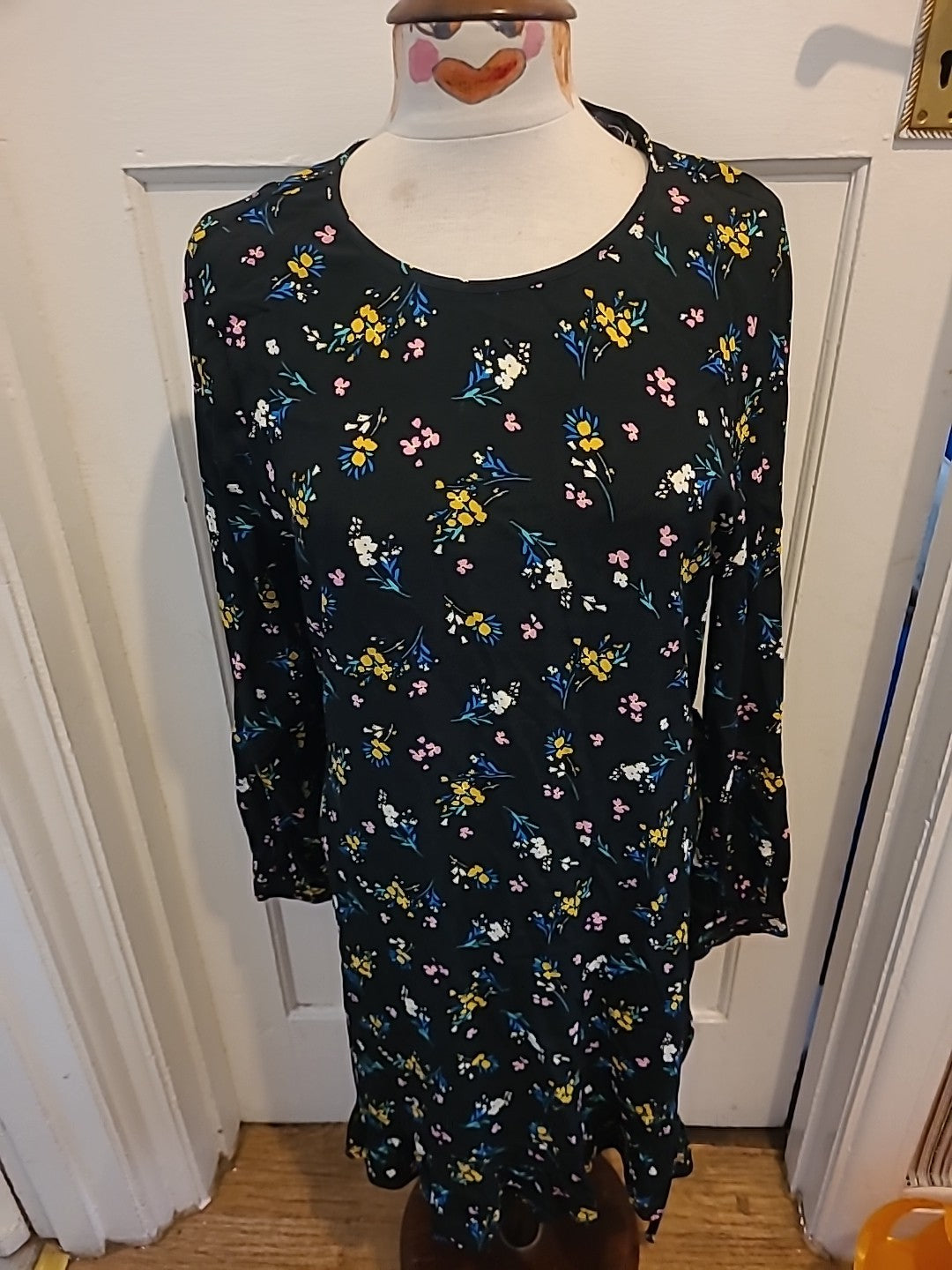 Ladies Marks And Spencer Size 12 Black Floral Long Sleeved Midi Dress