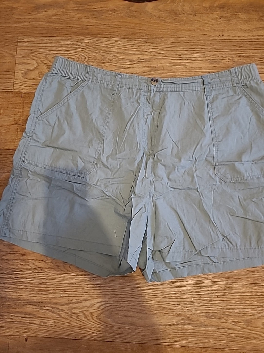Ladies Papaya Size 20 Olive Elasticated Shorts