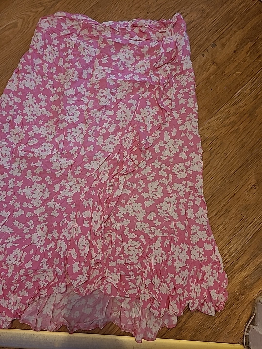 Ladies New Look Maternity Size 12 Pink White Floral Elasticated Skirt