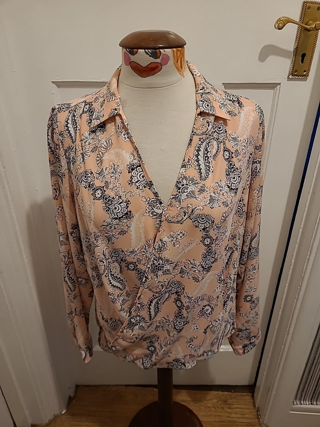 Ladies Size Large Pink Aztec Style Long Sleeved Blouse