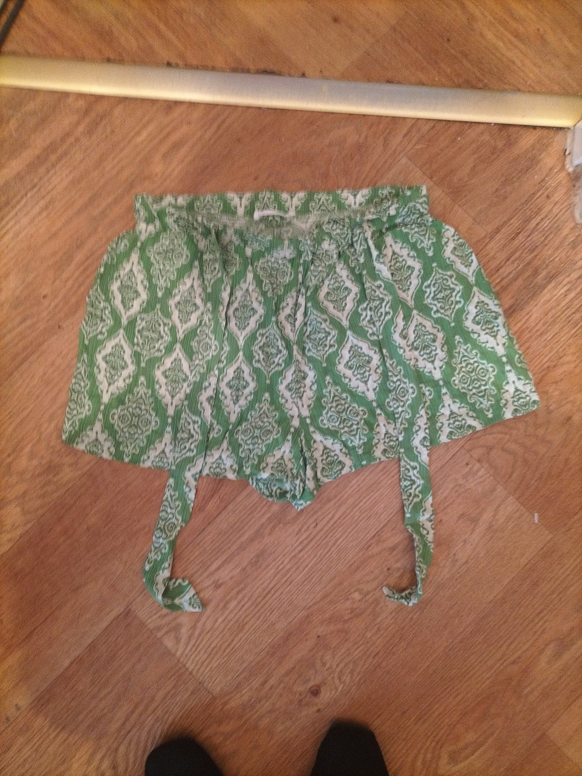 Ladies Primark Size 10 Green Aztec Elasticated Hot Pants