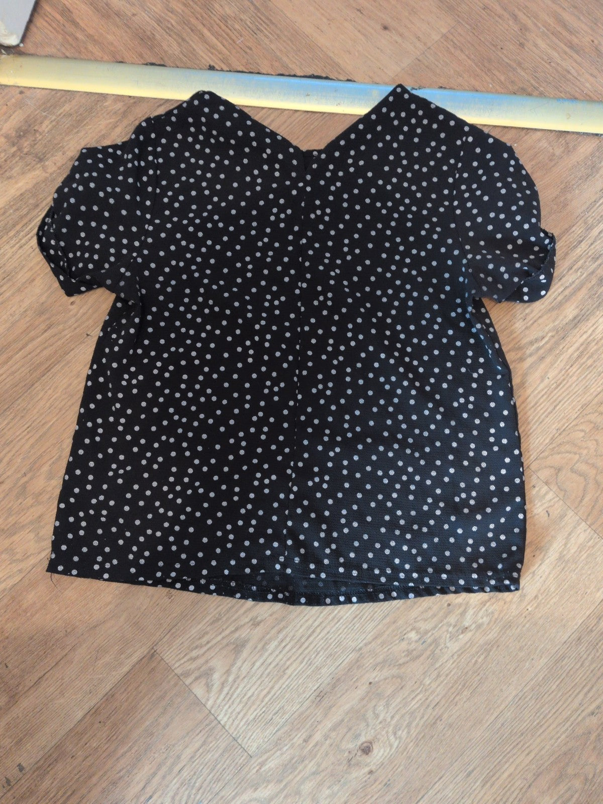 Boohoo 10 Black Spot Short Sleeve Blouse