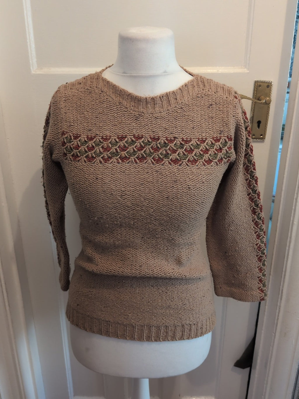 Ladies Dorothy Perkins Size Small Pale Brown Knit Jumper