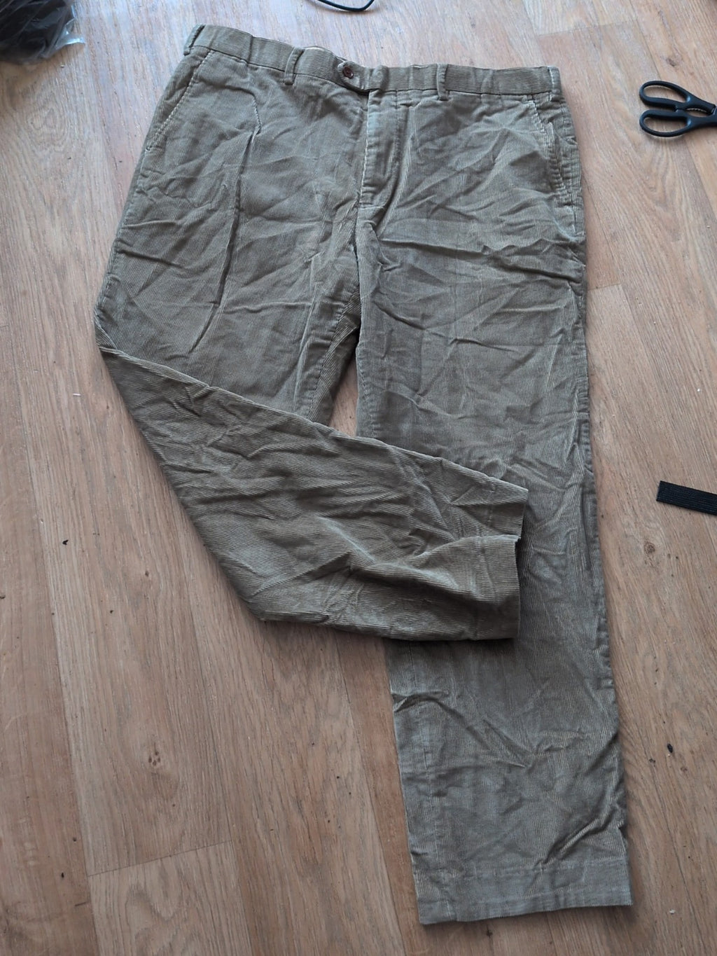 Mens Austin Reed Size 38s Coffee Ribbed Trousers