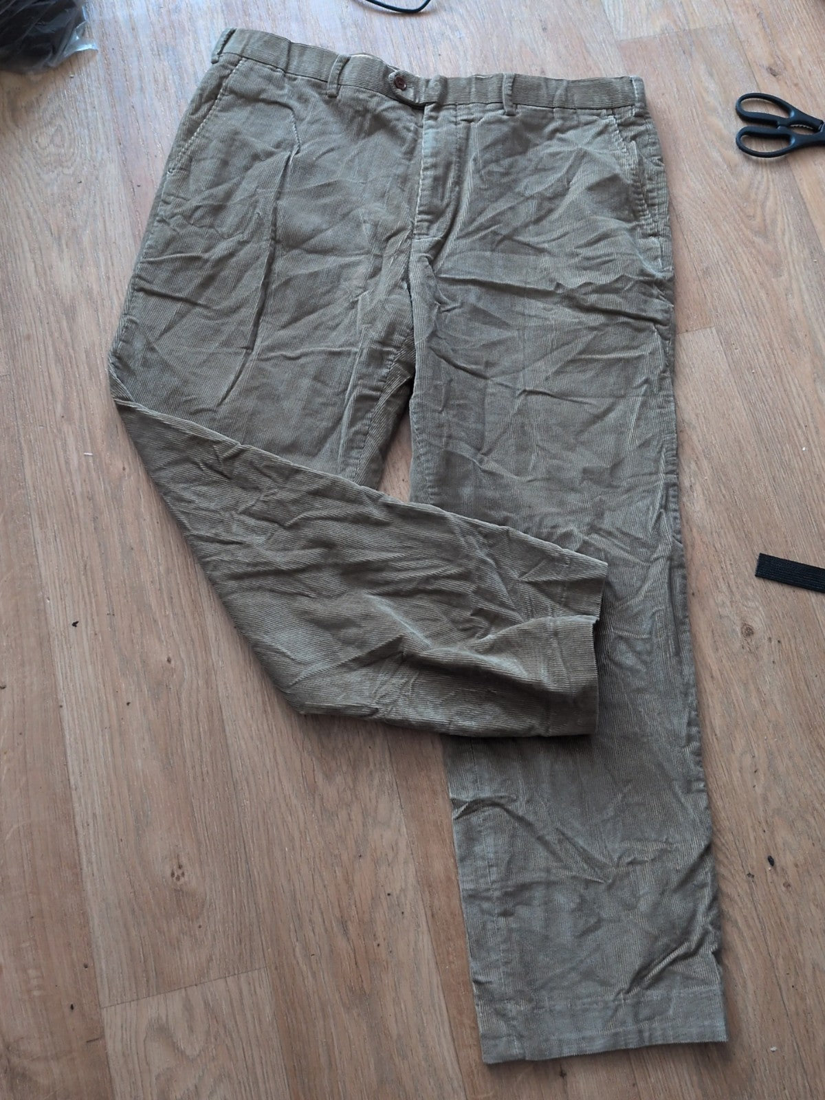 Mens Austin Reed Size 38s Coffee Ribbed Trousers