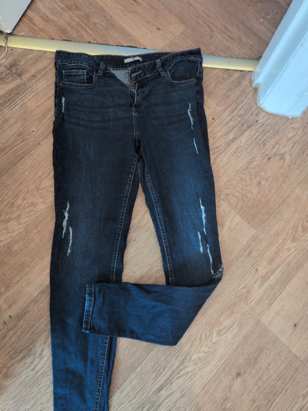 Ladies Tu Size 14L Rip Jeans