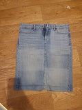 Ladies Uniqlo Size Large Denim Skirt