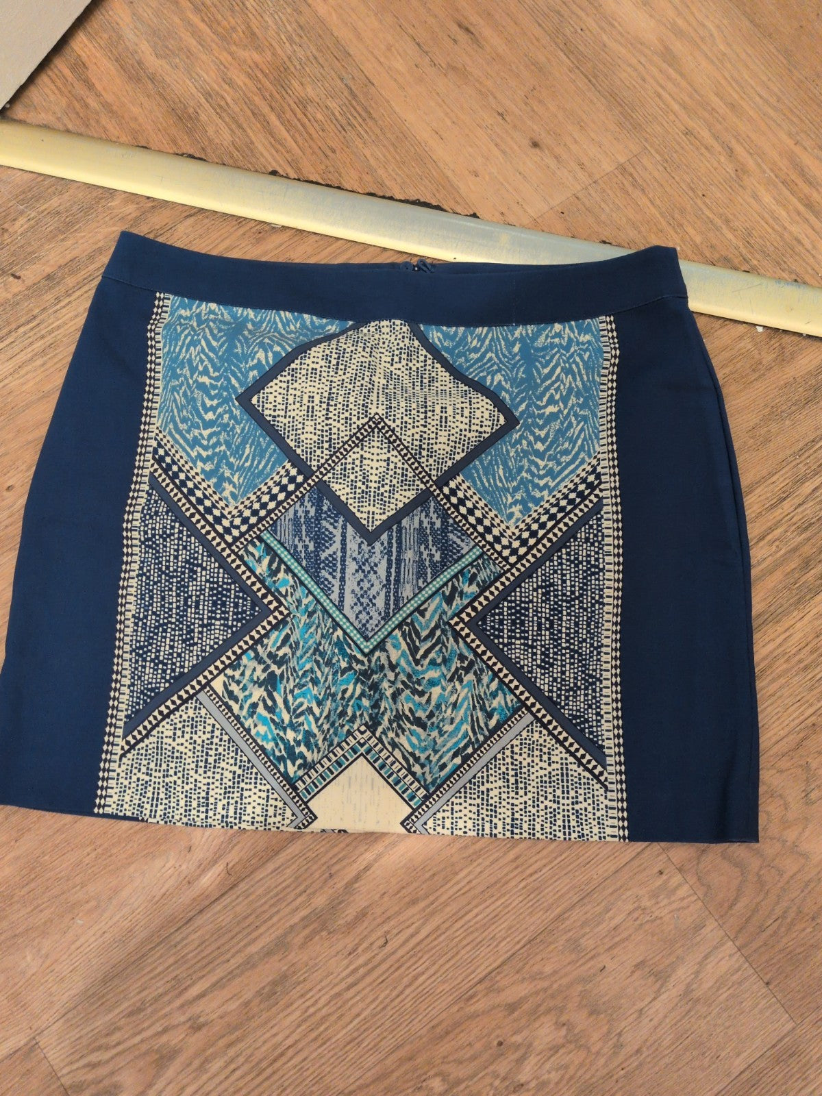 H&M 16 Blue Aztec Straight Skirt