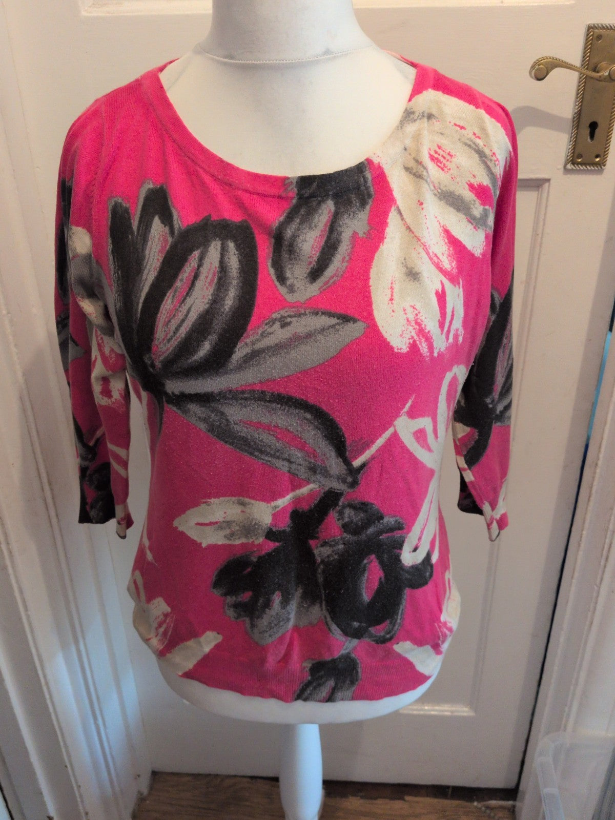Ladies Next Size 14 Pink Flower 3/4 Sleeve Jumper
