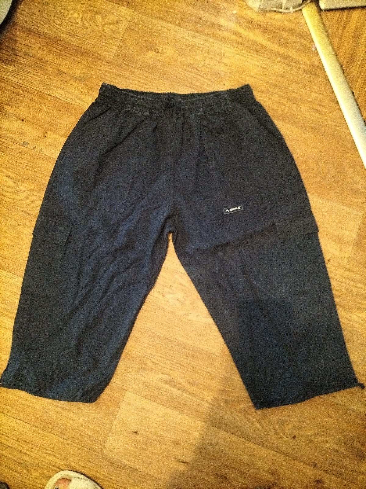 Mens Iruka Size XL Navy Elasticated Cropped Trousers