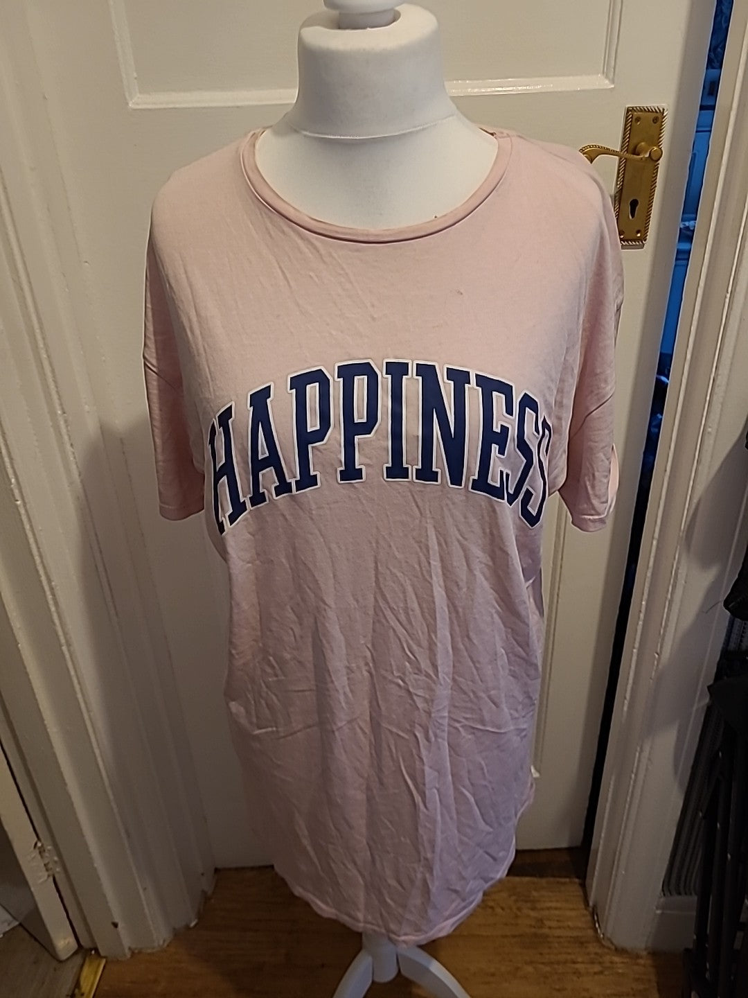 Ladies New Look Size 16 Pale Pink Short Sleeved Night Dress(Marks On Neck)