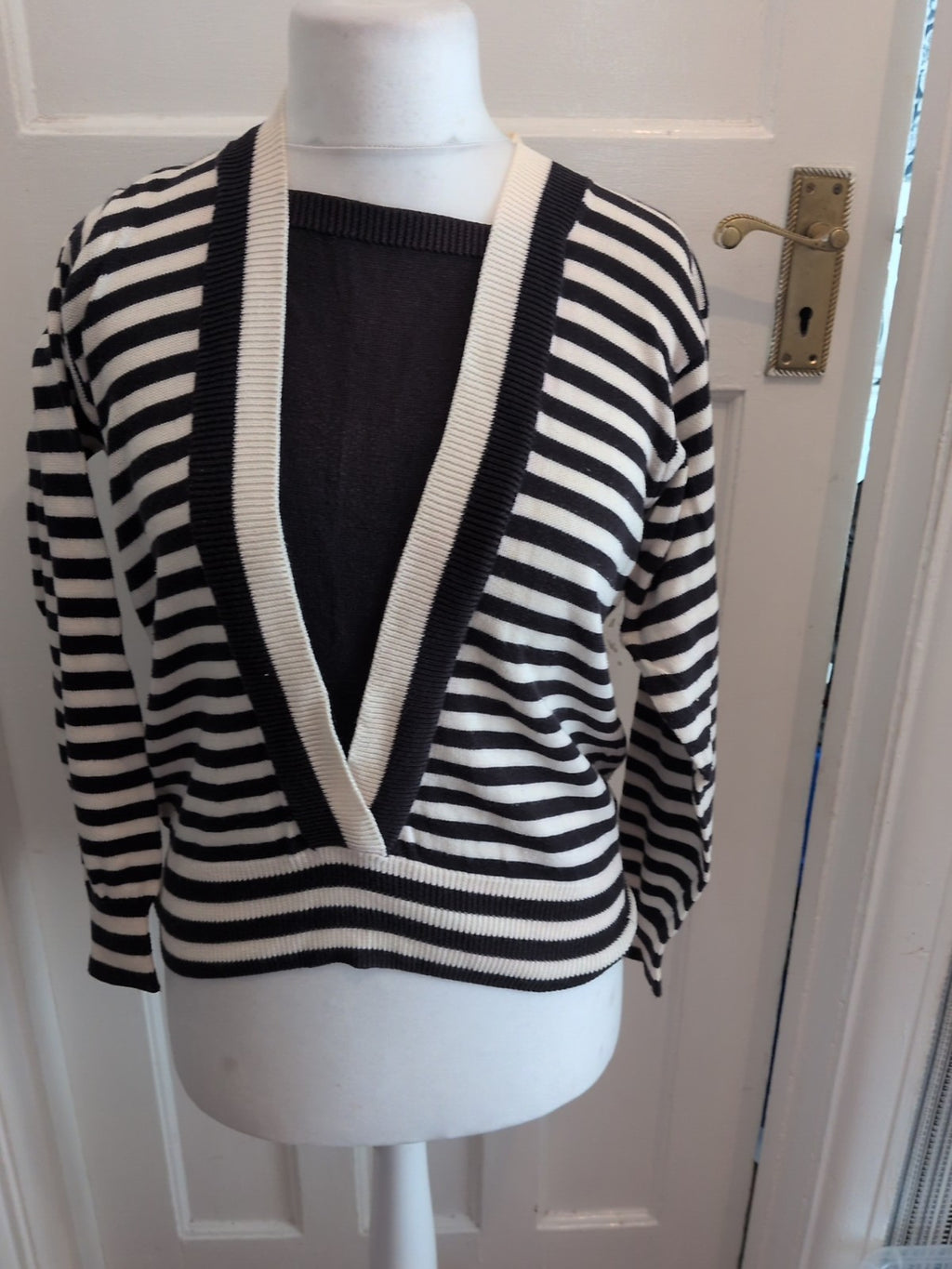 Country Casuals Small Dark Navy And White Stripe Blouse