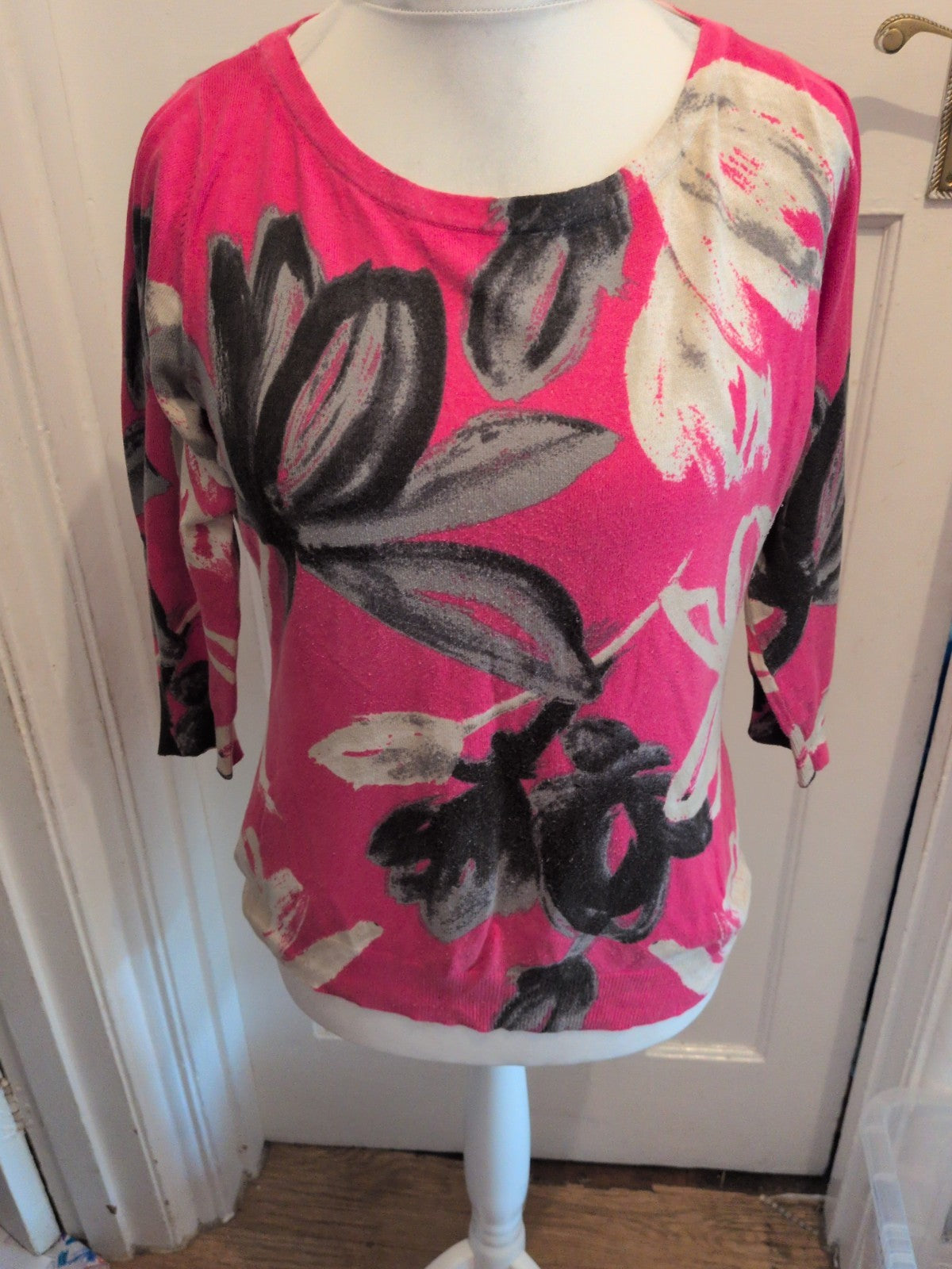 Ladies Next Size 14 Pink Flower 3/4 Sleeve Jumper