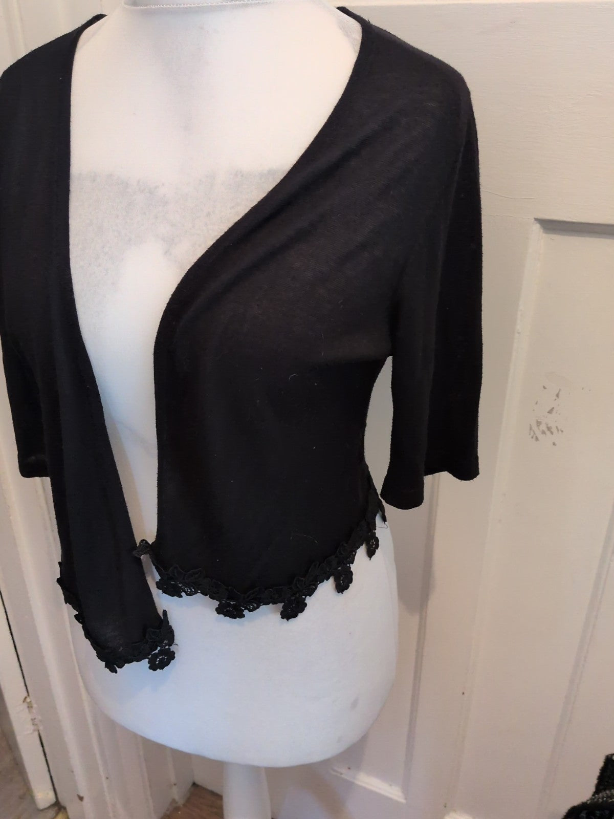 Peacocks 16 Black Pattern Hem Short Sleeve Cardigan