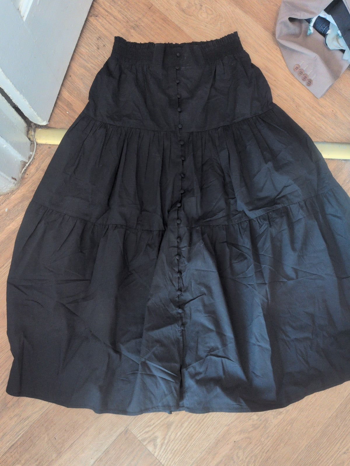 Small Ladies Black Flare Skirt Elasticated Midi-long