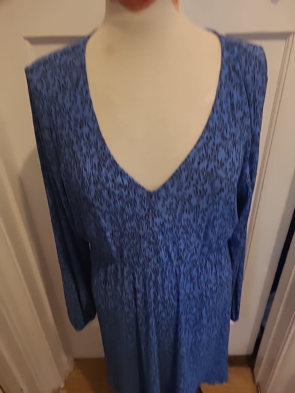 Ladies Primark Size Large(14-16) Black And Blue Crinkle Dress