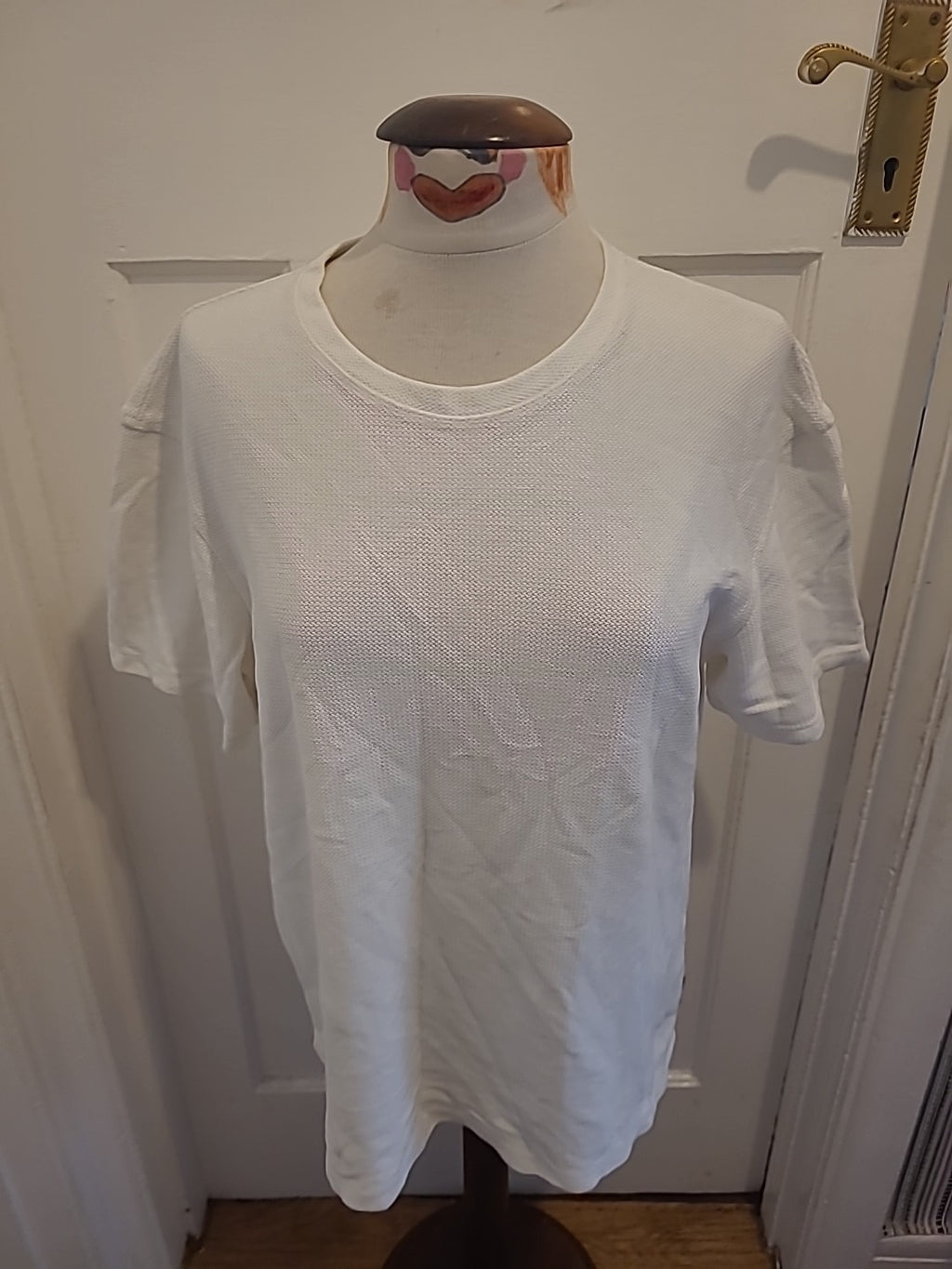 Mens Zara Size Large White Round Neck Detailed Tshirt