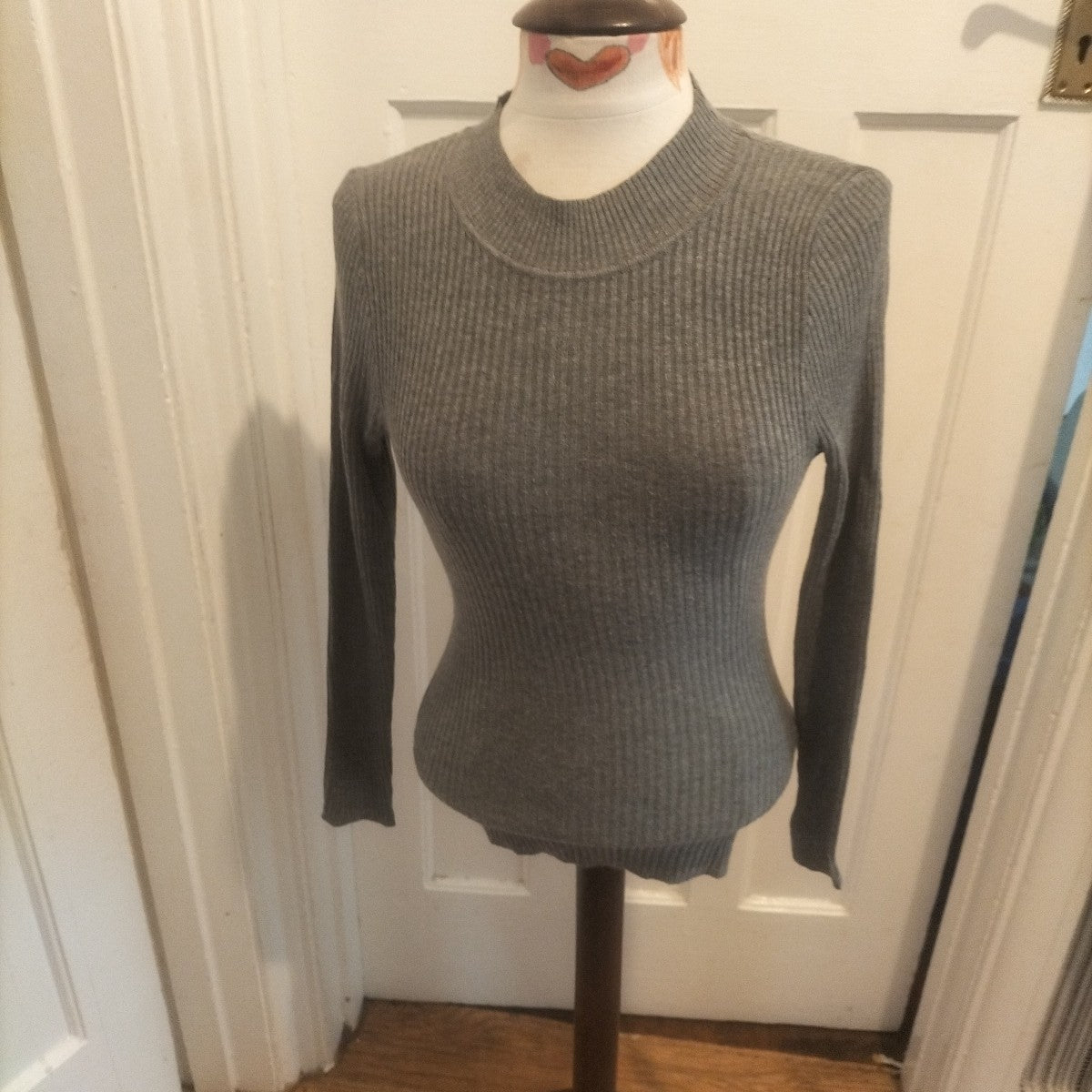 Ladies Primark Size Medium Grey Soft Long Sleeve Round Neck Top