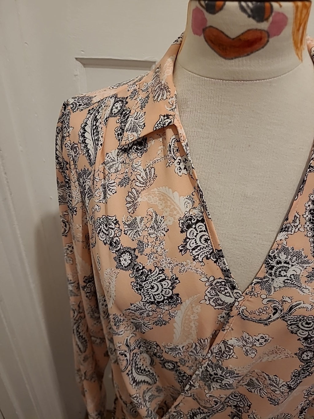 Ladies Size Large Pink Aztec Style Long Sleeved Blouse